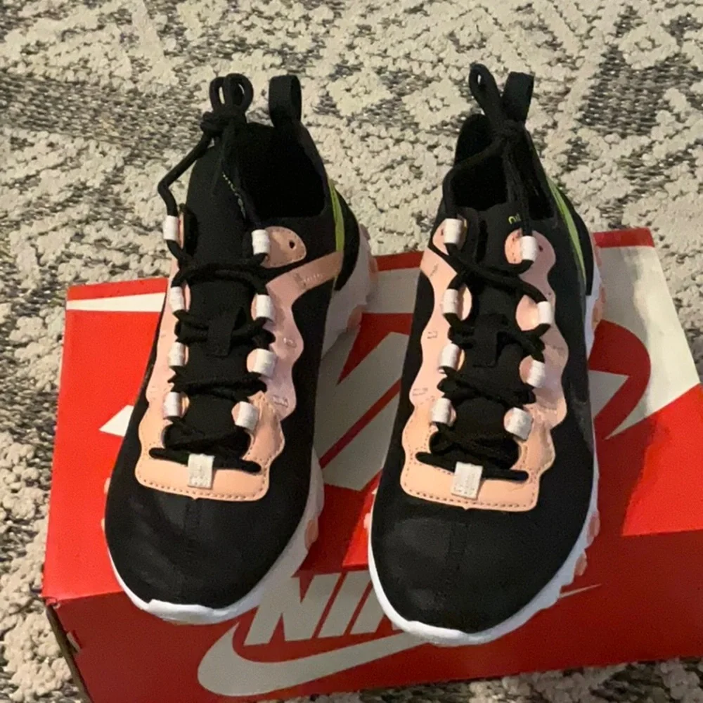 NIB NIKE REACT ELEMENT 55 PRM - Picture 2 of 6